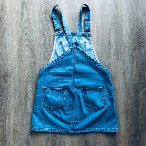 SOLD - TOPSHOP DENIM OVERALL DRESS - Picture 3 of 6